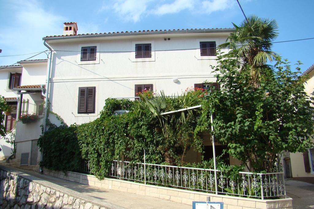 Apartments Renata - Brsec Exterior photo